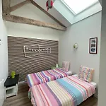De Charme - 3 Chambres, 5 Lits - De 4 A 7 Personnes * Avanton