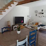 Holiday home De Charme - 3 Chambres, 5 Lits - De 4 A 7 Personnes