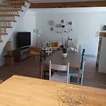 De Charme - 3 Chambres, 5 Lits - De 4 A 7 Personnes Avanton