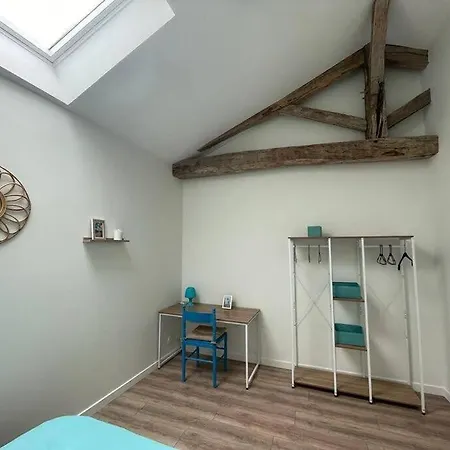 De Charme - 3 Chambres, 5 Lits - De 4 A 7 Personnes * Avanton