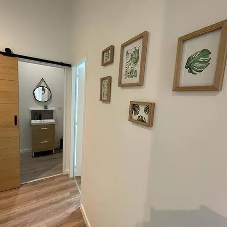 De Charme - 3 Chambres, 5 Lits - De 4 A 7 Personnes Avanton